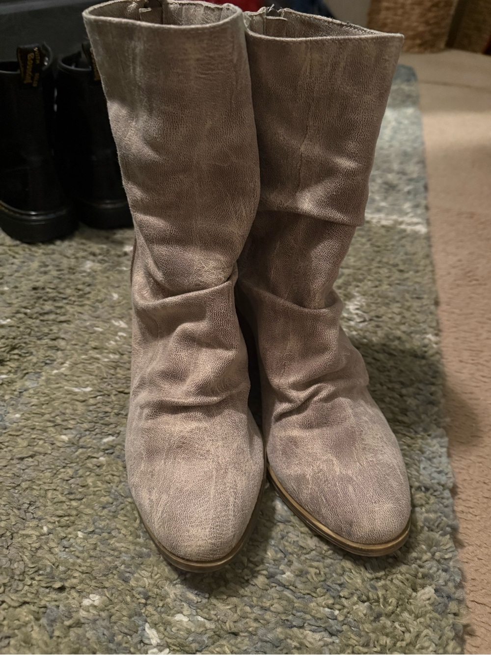 Very G heel booties
